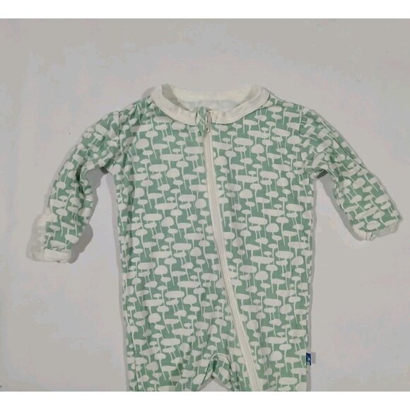 Kickee Pants Bamboo Footie Sleeper Unisex Size 0-3 Months Baby Green Geo - Picture 2 of 7